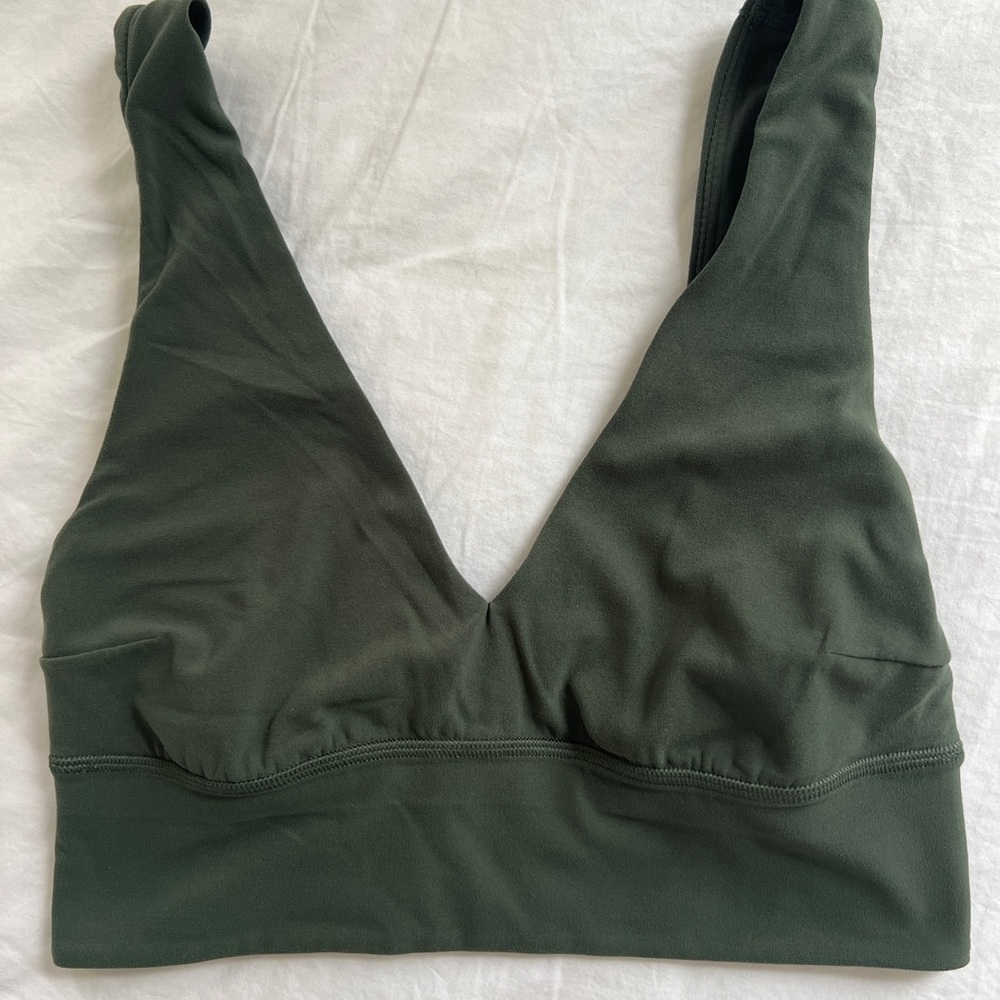 Lululemon Align V-Neck Sports Bra in Dark Green